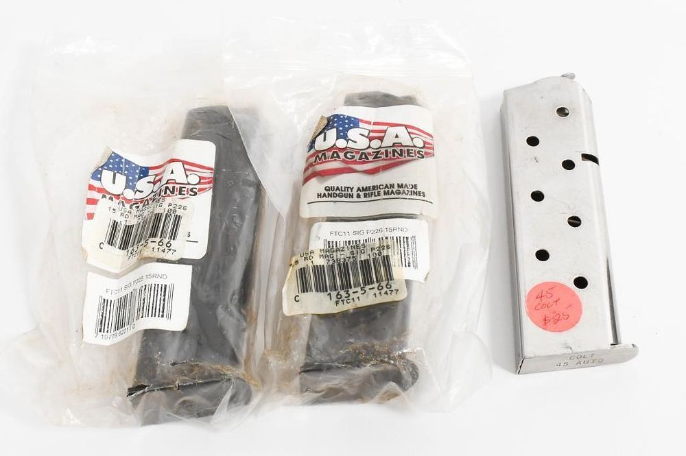 Lot 1268: 2 Sig Sauer P226 Mags & 1 Colt 1911 .45 Magazine