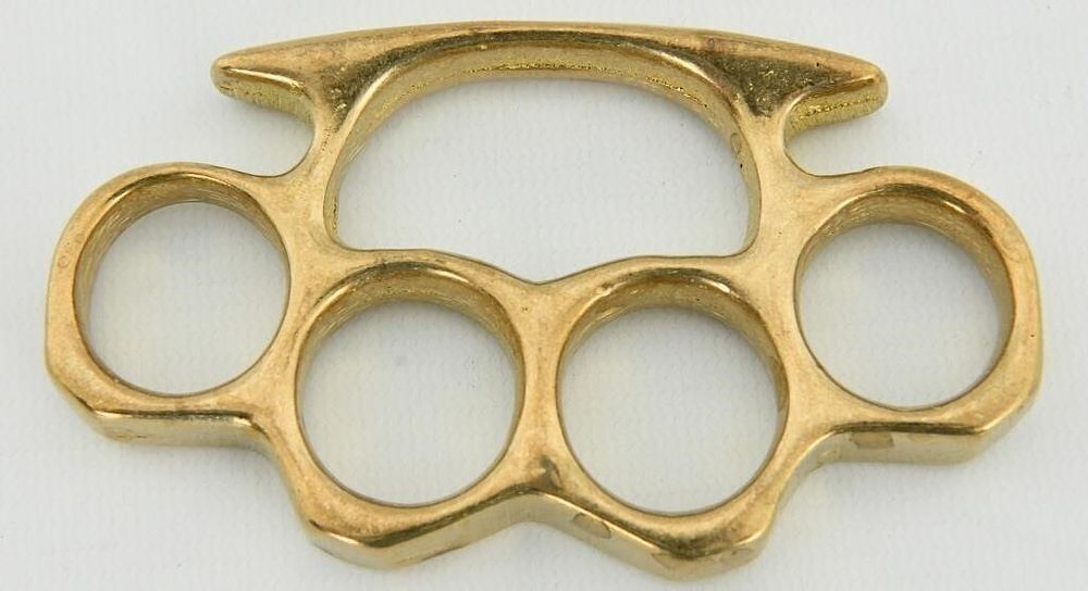 Lot 1361: Vintage Real Brass Knuckles Knuckledusters