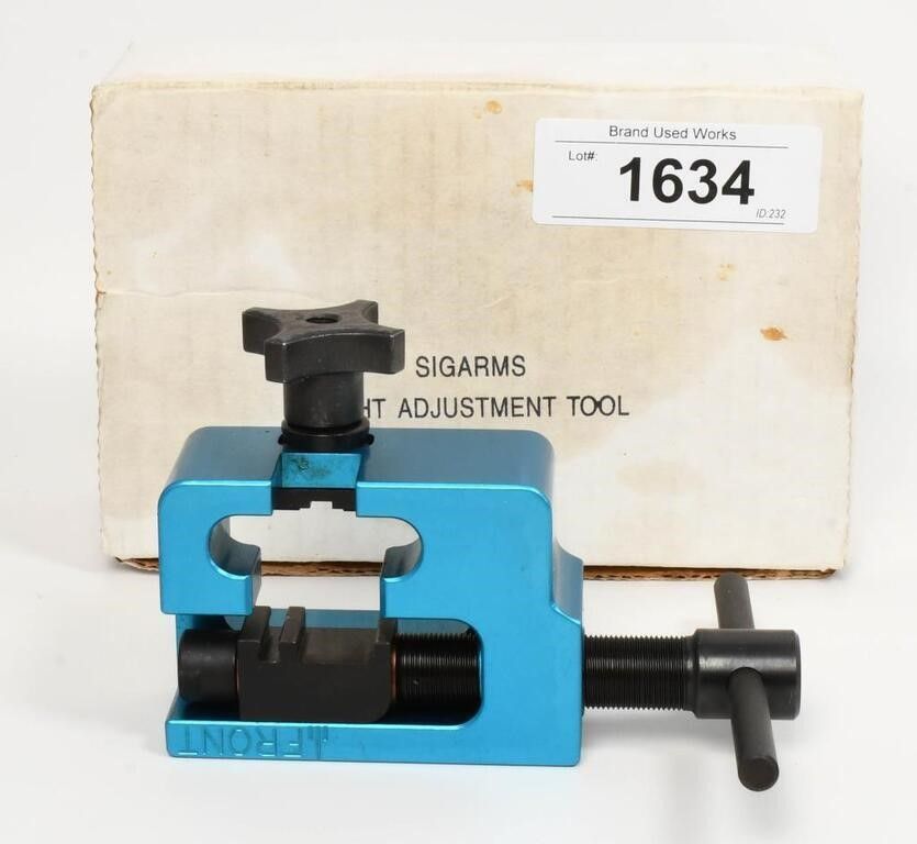 Lot 1634: Sigarms Sight Adjustment Tool
