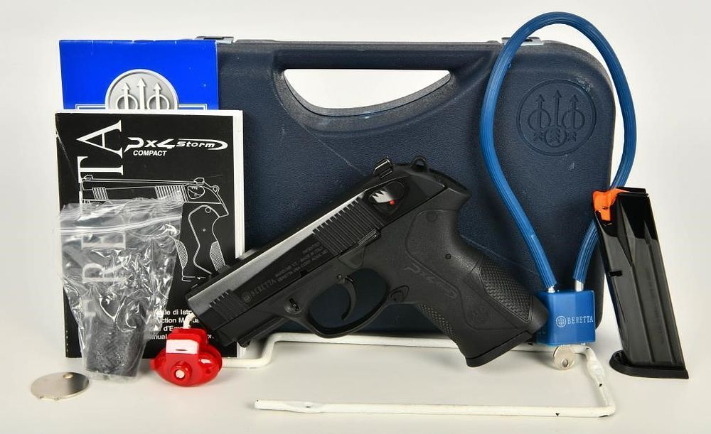 Lot 1650: Beretta Px4 Storm Compact 9mm Pistol
