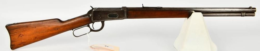 Lot 81: Winchester Model 1894 Lever Rifle .32-40 1899