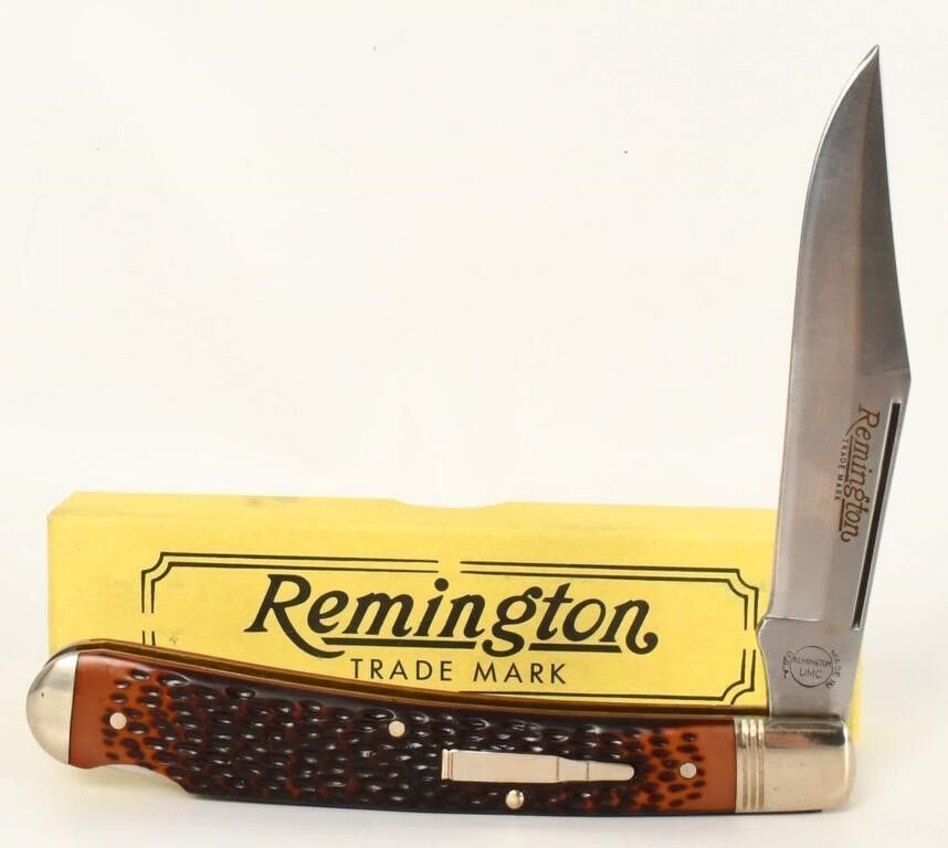Lot 91: Collector Remington R1253 "Guide" Bullet Knife
