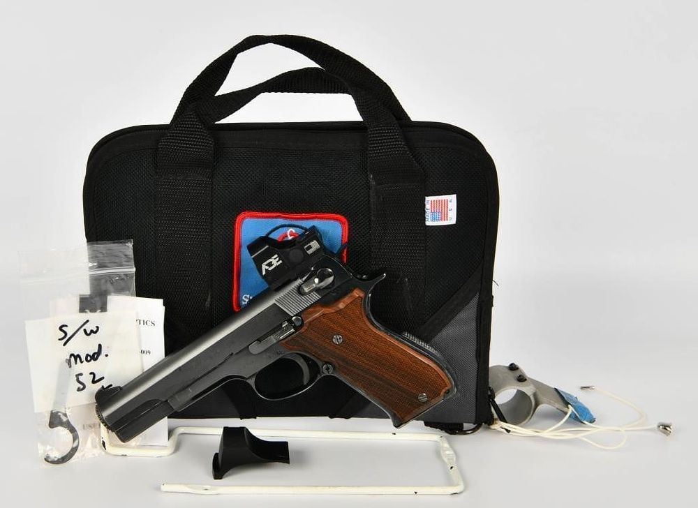 Lot 198: RARE Smith & Wesson Model 52-2 (38 Master) .38 SPL