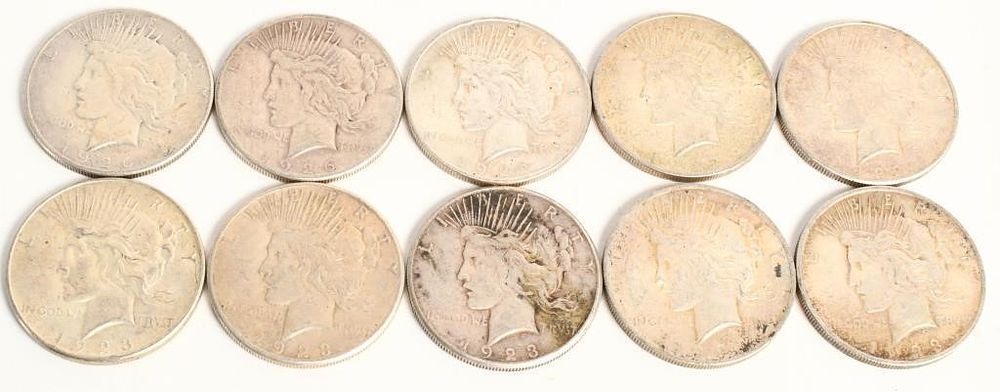 Lot 217: 10 Liberty Silver Peace Dollar Coins
