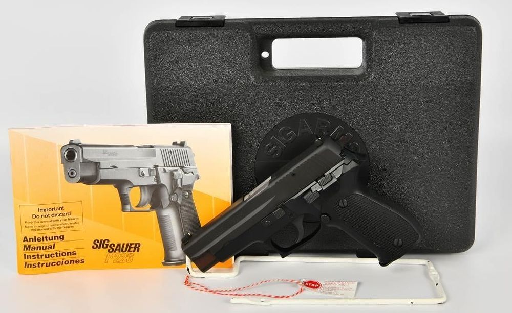 Lot 498: Sig Sauer P226 Semi Auto 9MM Pistol Germany