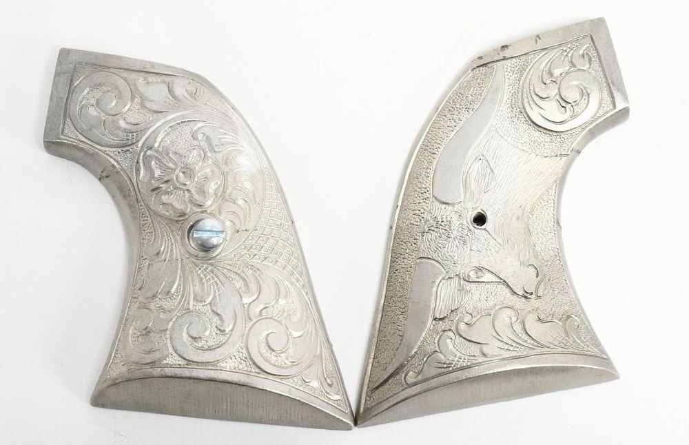 Lot 571: Colt Uberti Metal Pistol Grips