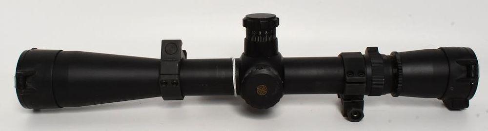 Lot 574: Leupold Vari-X III 3.5-10 x 40mm Riflescope