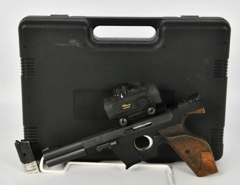 Lot 696: Walther OSP Semi Auto Target Pistol .22 Short