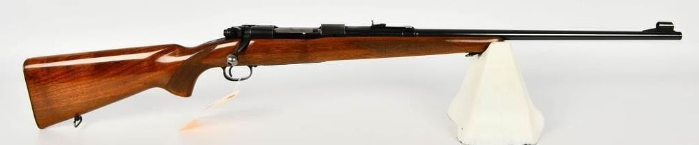 Lot 700: Pre-64 Winchester Model 70 Rifle .270 Win