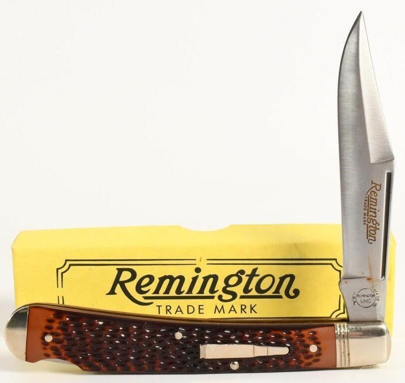 Lot 1090: Collector Remington "Guide" R1253 Bullet Knife