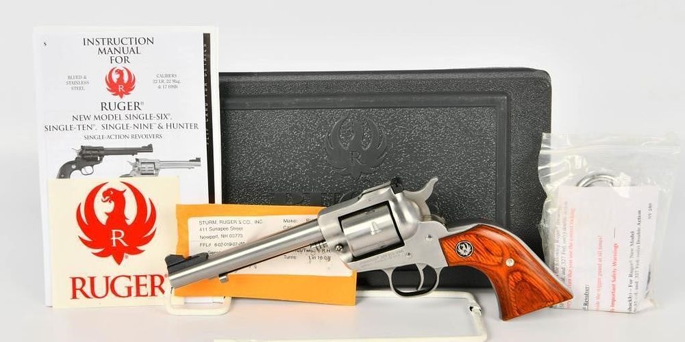Lot 1167: Ruger Stainless Single Seven .327 Fed Mag Revolver