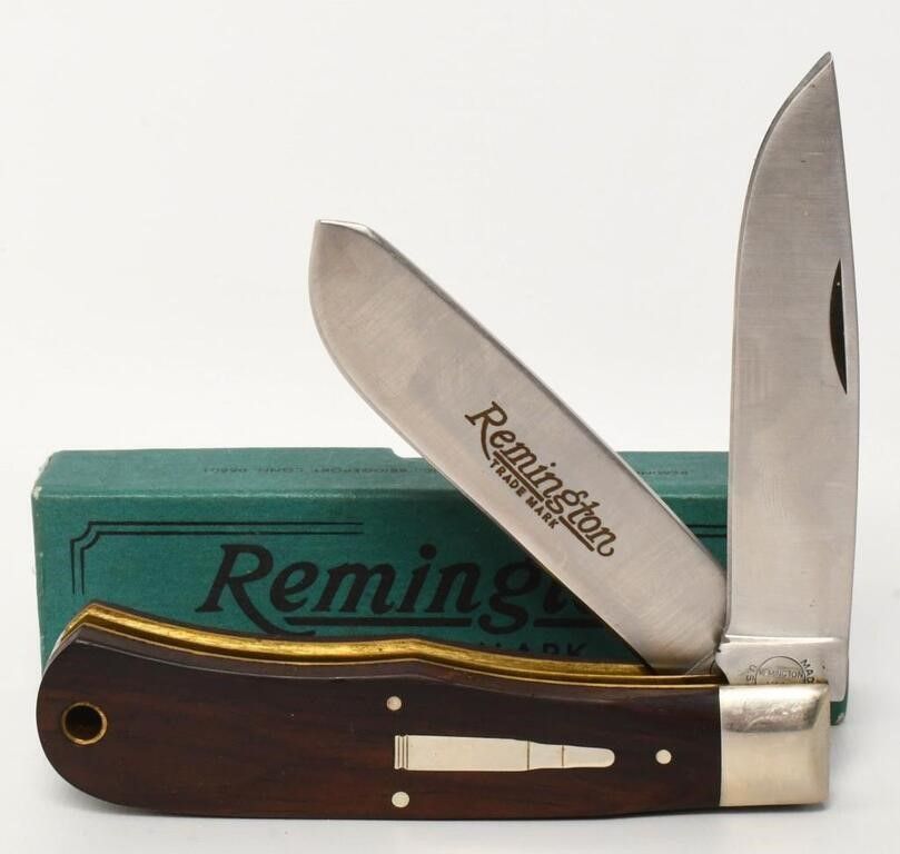 Lot 1180: Collector Remington "Trapper" R1128 Bullet Knife