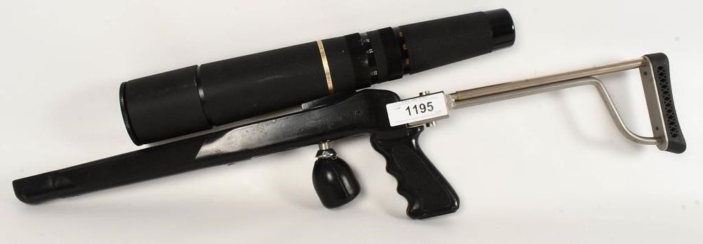 Lot 1195: The Discover Bausch & Lomb Zoom 60mm Telescope
