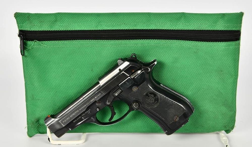 Lot 1257: Beretta Model 84BB Cheetah Semi Auto Pistol .380