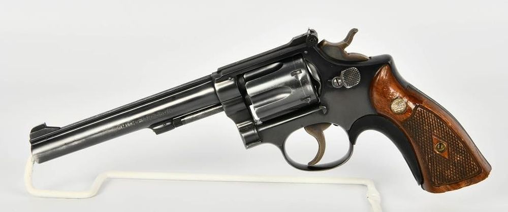 Lot 1323: Smith & Wesson Model 17 K-22 Masterpiece Revolver