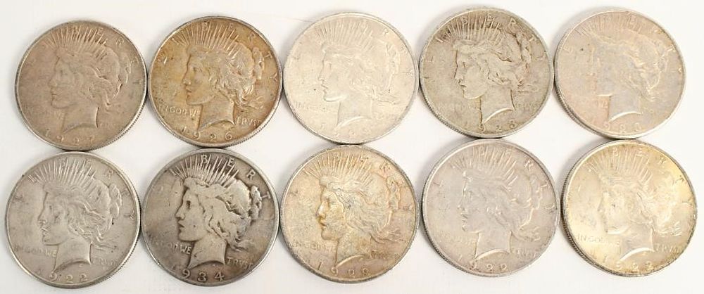 Lot 1366: 10 Liberty Silver Peace Dollar Coins