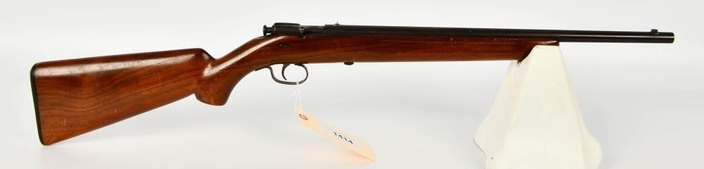 Lot 1414: Winchester Model 1902 Single Shot Rifle .22 S & L