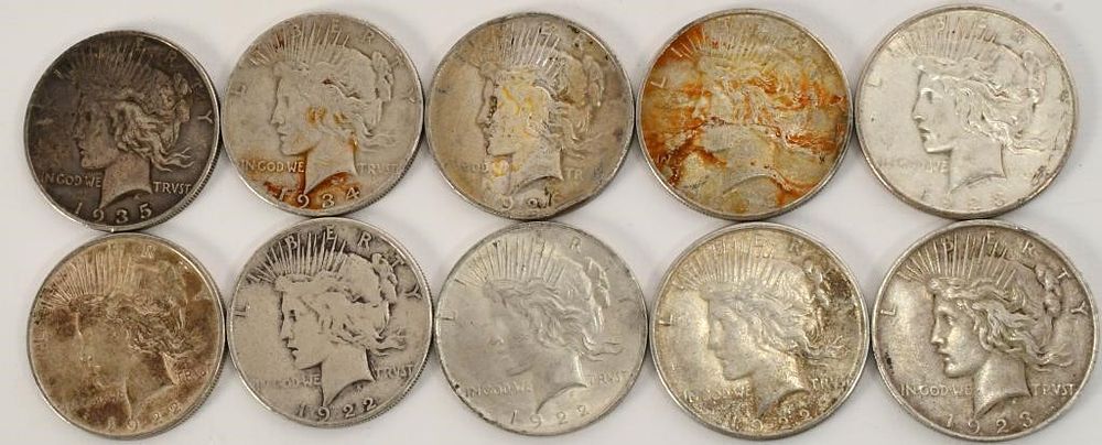 Lot 1486: 10 Liberty Silver Peace Dollar Coins