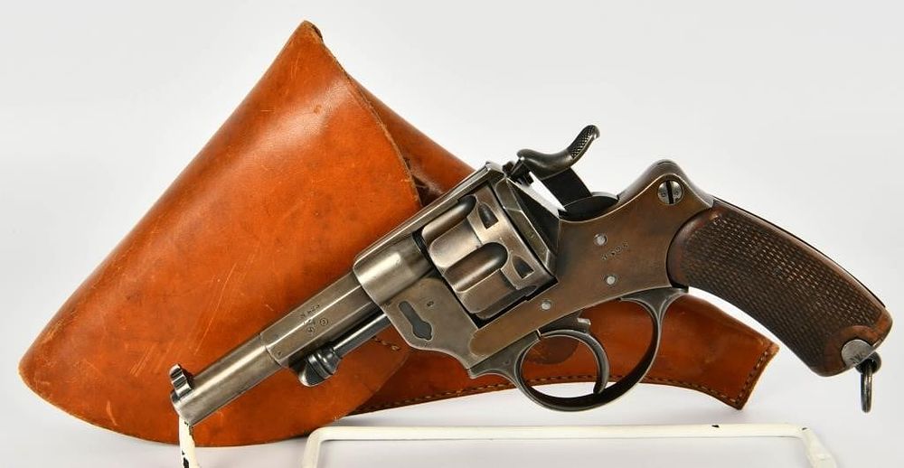 Lot 1669: Antique 1874 French Chamelot Revolver