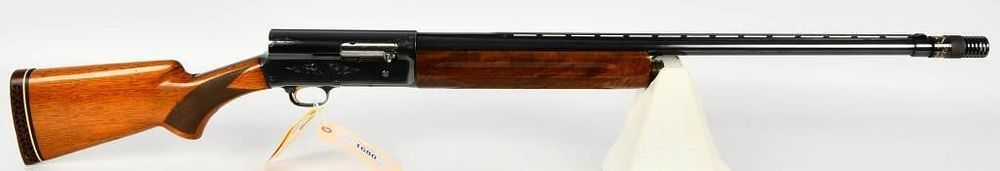 Lot 1680: Belgium Browning Light Twelve Auto Shotgun 12 Ga