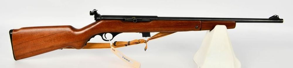 Lot 1692: Mossberg Model 152 Sporting Carbine Rifle .22 LR