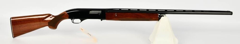 Lot 444: Winchester Model 1500 XTR Semi Auto Shotgun 20 Ga