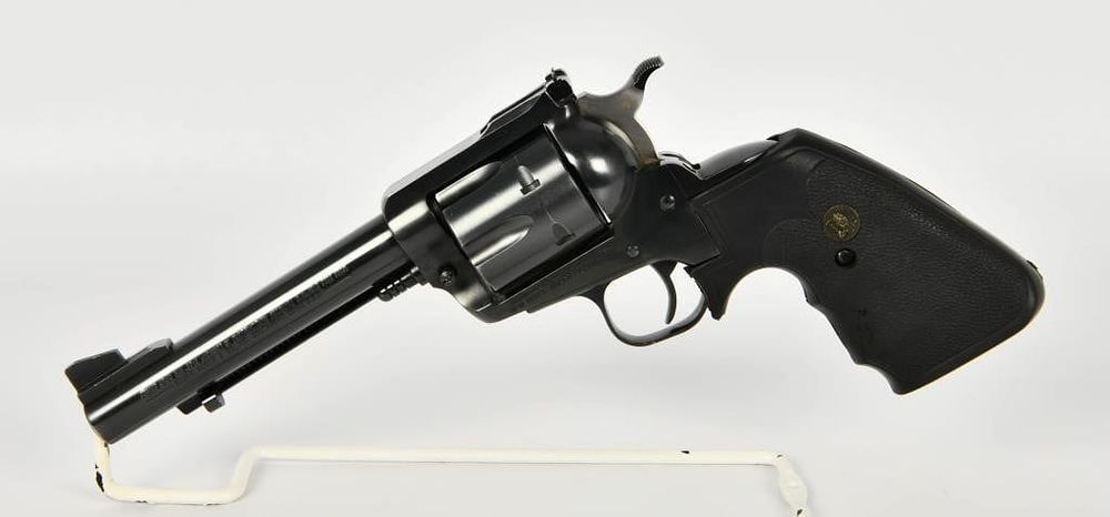 Lot 567: Ruger New Model Super Blackhawk .44 Magnum