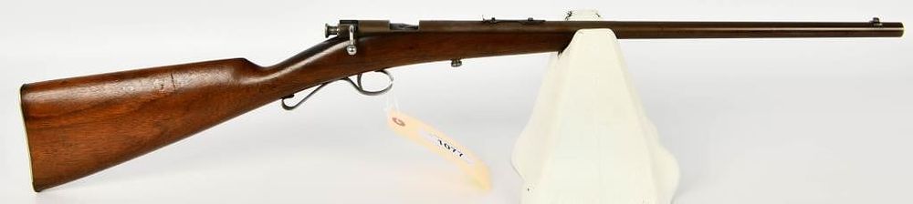 Lot 1077: Rare Savage Model 1904 Single Shot Rifle .22 LR