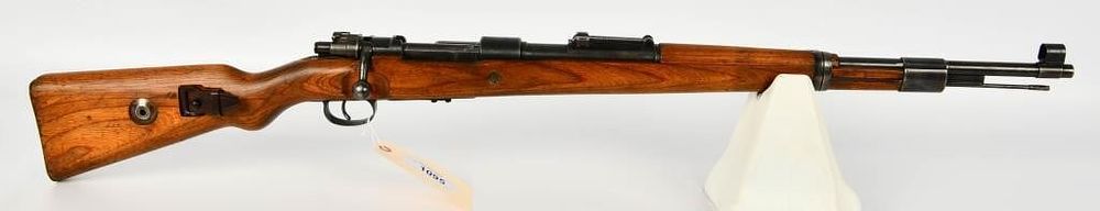 Lot 1095: Early WWII BCD (Gustloff) K98 German Mauser 8MM