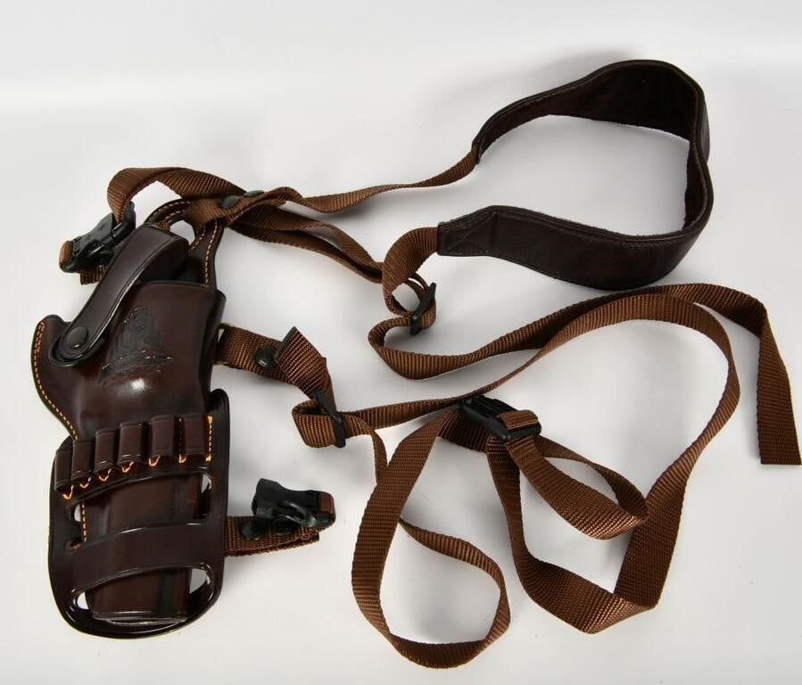 Lot 1127: Galco Kodiak Leather Holster With Shoulder Strap