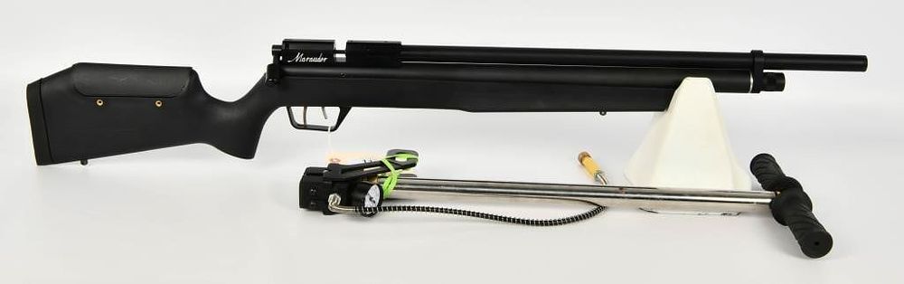 Lot 1187: Benjamin Model BP2264 .22 Cal (5.5mm) Pellet Rifle