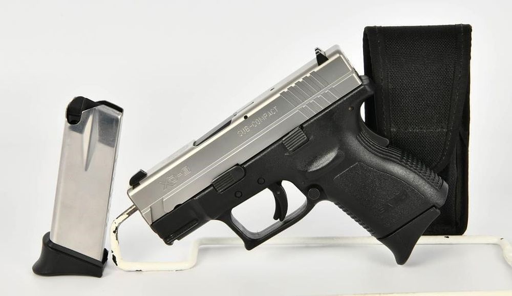 Lot 1338: Springfield XD-9 Sub Compact Semi Auto Pistol 9MM