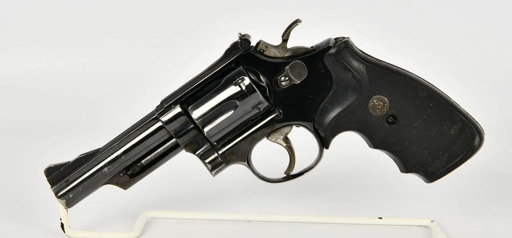 Lot 1386: Smith & Wesson Model 19-2 Combat Magnum .357