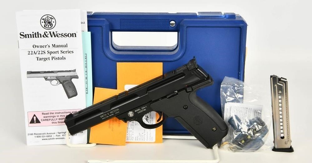 Lot 1452: Smith & Wesson Model 22A-1 Semi Auto Target Pistol
