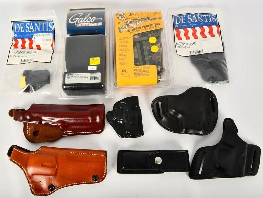 Lot 1517: Large Selection Of Various Handgun Holsters