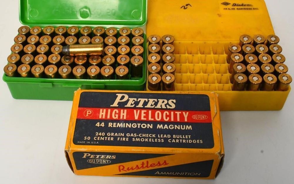 Lot 1621: approx 98 rds of various 44 Remington Mag ammo
