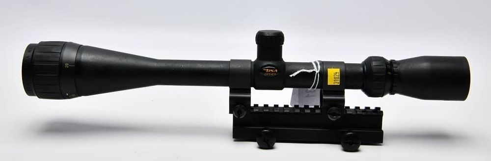 Lot 131: BSA MIL DOT 8-32x40 Optics Riflescope w/Rail