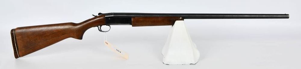 Lot 564: Winchester Model 37 Single Shot Shotgun 16 Gauge