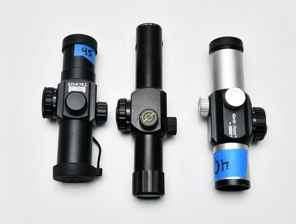 Lot 641: 3 Various Branded Red Dot Sights