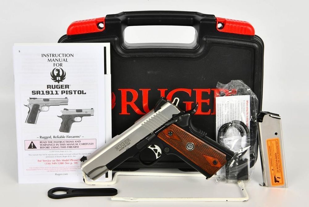 Lot 1032: NEW Ruger SR1911 Lightweight Commander .45 ACP
