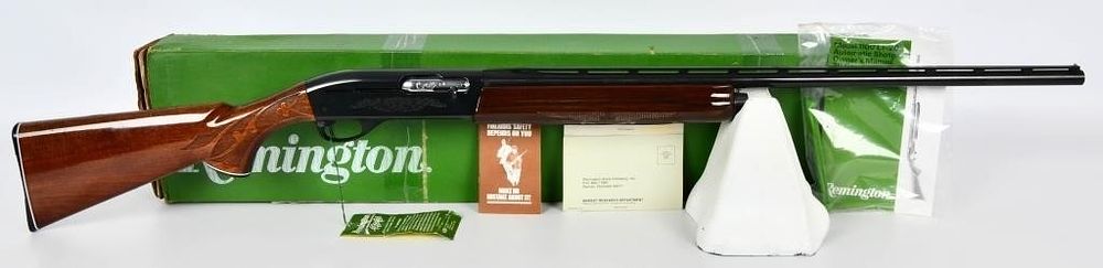 Lot 1101: Remington Model 1100 LT-20 Semi Auto Shotgun 20 Ga