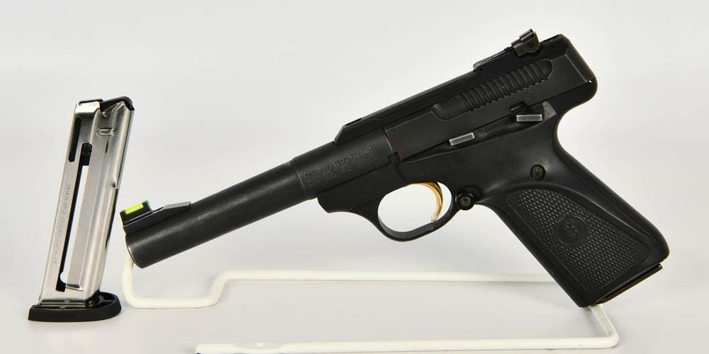Lot 1170: Browning Buckmark Target Semi Auto Pistol .22 LR