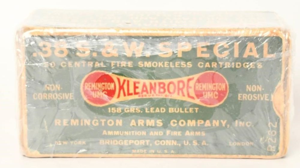 Lot 1189: Collector Box of Remington .38 S&W SPL Ammo