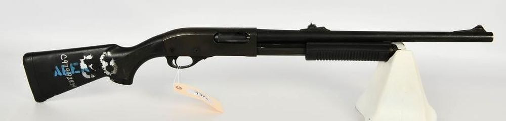 Lot 1371: Remington 870 Police Magnum 12 Ga Pump Shotgun