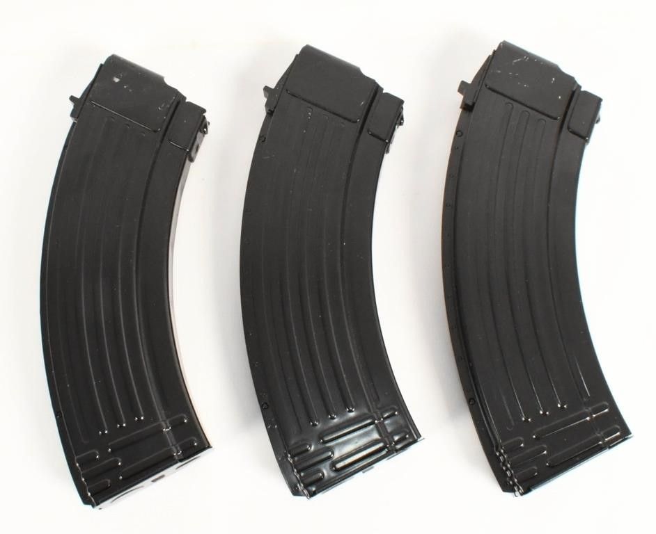 Lot 1595: 4 AK-47 30 Round Metal Magazines