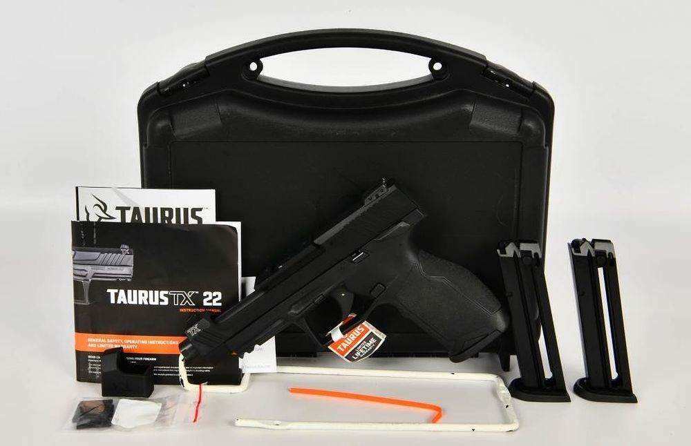 Lot 1662: Taurus TX22 Competition Semi Auto Pistol .22 LR