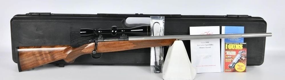 Lot 111: Kimber 84M Varmint .22-250 Rifle