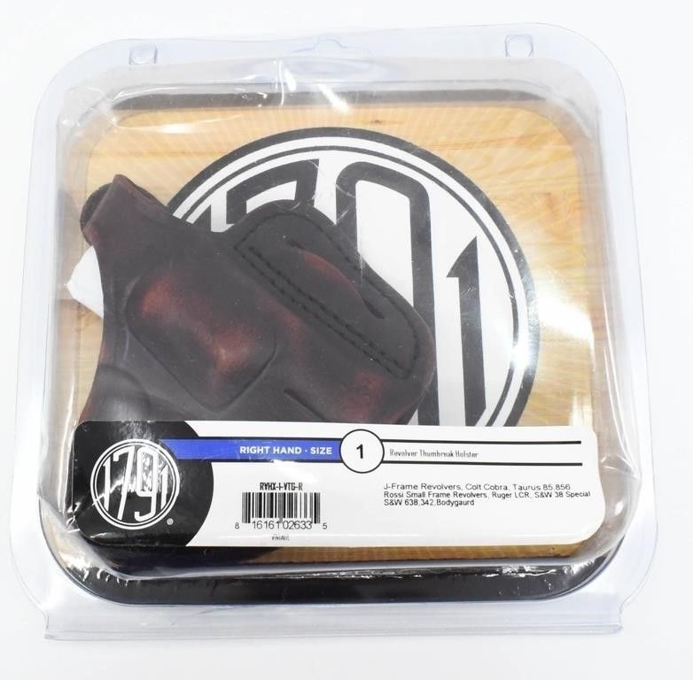 Lot 227: 1791 Gunleather RVHX-1 Thumbreak J-Frame Holster