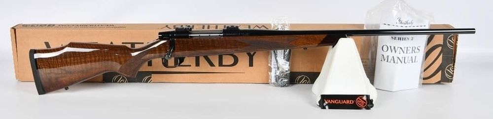 Lot 273: NEW Weatherby Vanguard Deluxe Sporter .270 Win