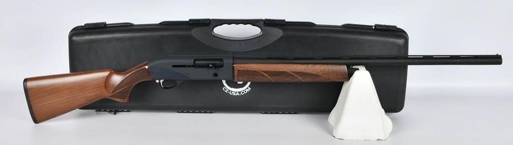 Lot 489: CZ - USA Model 712 Semi Auto Shotgun 12 Gauge
